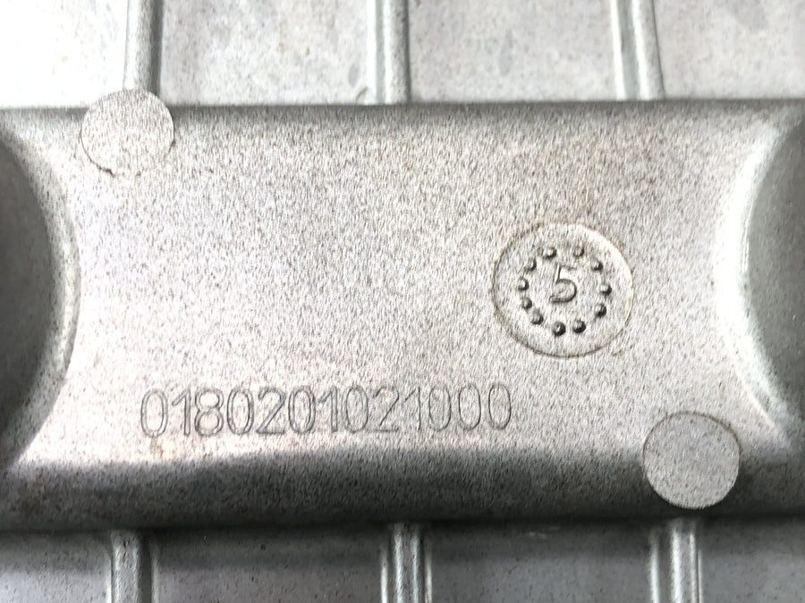 Benelli TNT 1130 [2009] - Tapa válvulas tapa motor