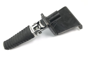 Suzuki VZ 1500 WVCU [2011] - Reposapiés conductor izquierdo Reposapiés conductor con soporte - 0