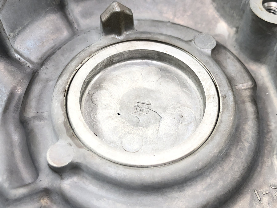 Honda CBR 600 RR PC37 [2004] - Tapa embrague tapa motor