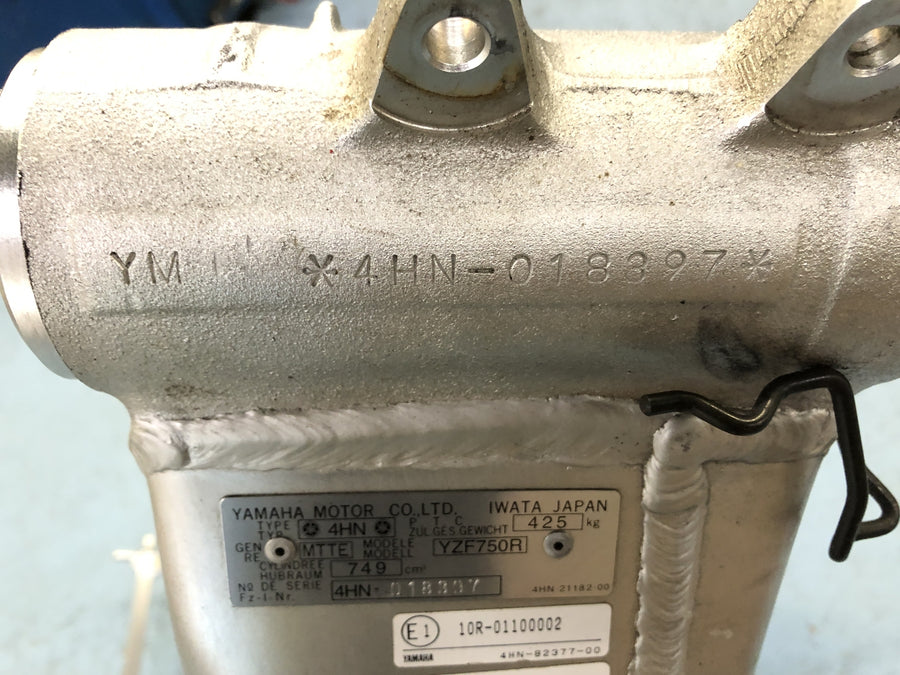Yamaha YZF 750 R 4hn [1996] - Marco con documentos