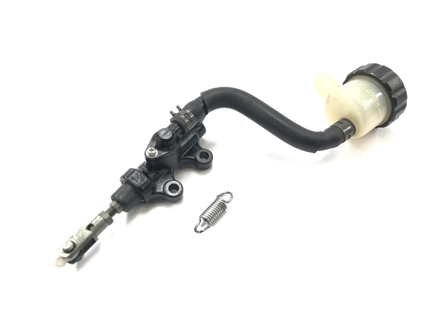 Yamaha V Max 1200 2LT [1998] - Bomba de freno trasero