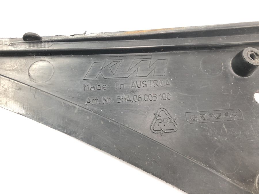 KTM 640 LC4 Prestige [2005] - Tapa filtro de aire tapa lateral izquierda tapa plastico