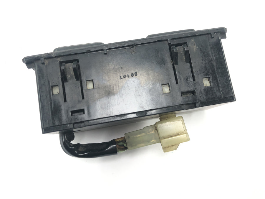 Honda GL 1500 Goldwing SC22 [1993] - Panel de control de presión de aire de la suspensión neumática