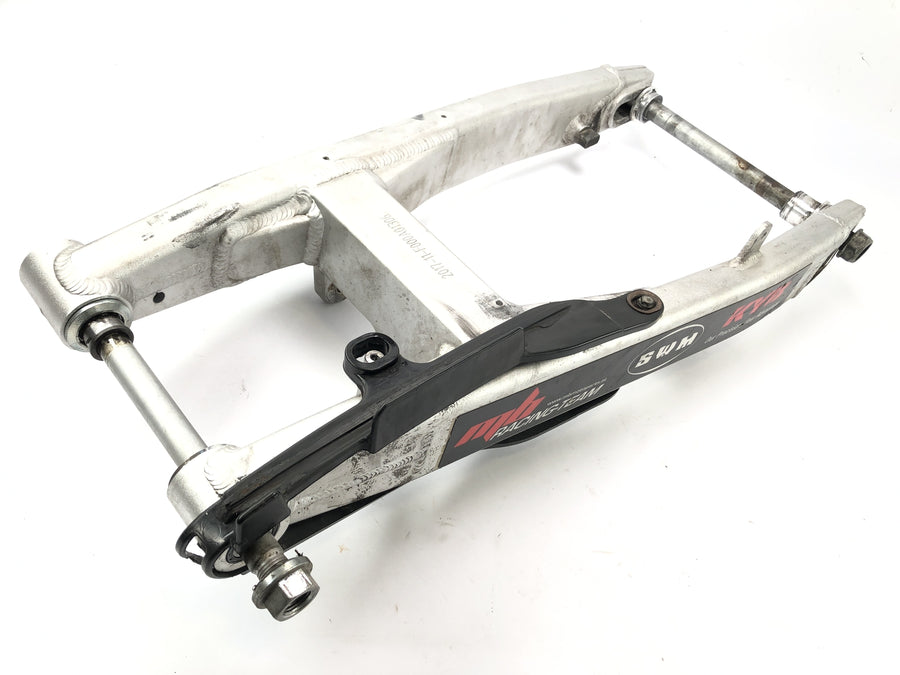 SWM SM 125 R [2018] - Schwinge Rode Wheel Swing con eje oscilante y eje trasero