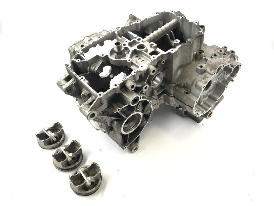 Triumph Daytona 955i T595N [2003] - Bloque de motor del cilindro de carcasa del motor Bloque