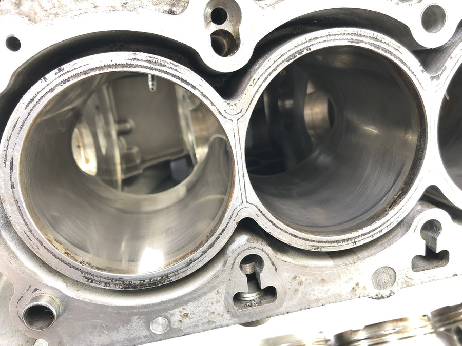 BMW K 1300 R K12S [2014] - Alcicultor de motor carcasa vacía con pistones