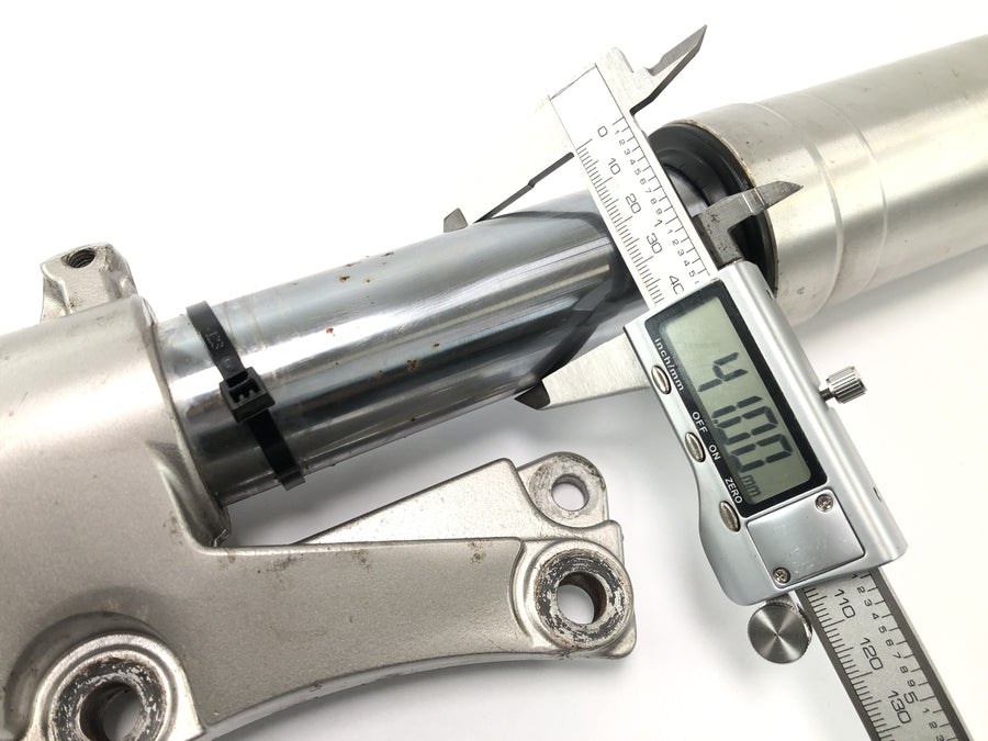 Suzuki GSX-R 1100 W GU75 C [1994] - Horquilla de suspensión horquilla telescópica con eje