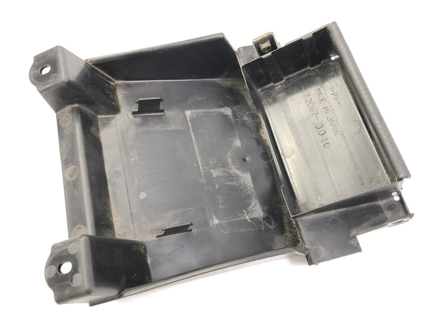 Kawasaki Z 1000 ZRT00A [2006] - Protección contra salpicaduras del techo de la batería