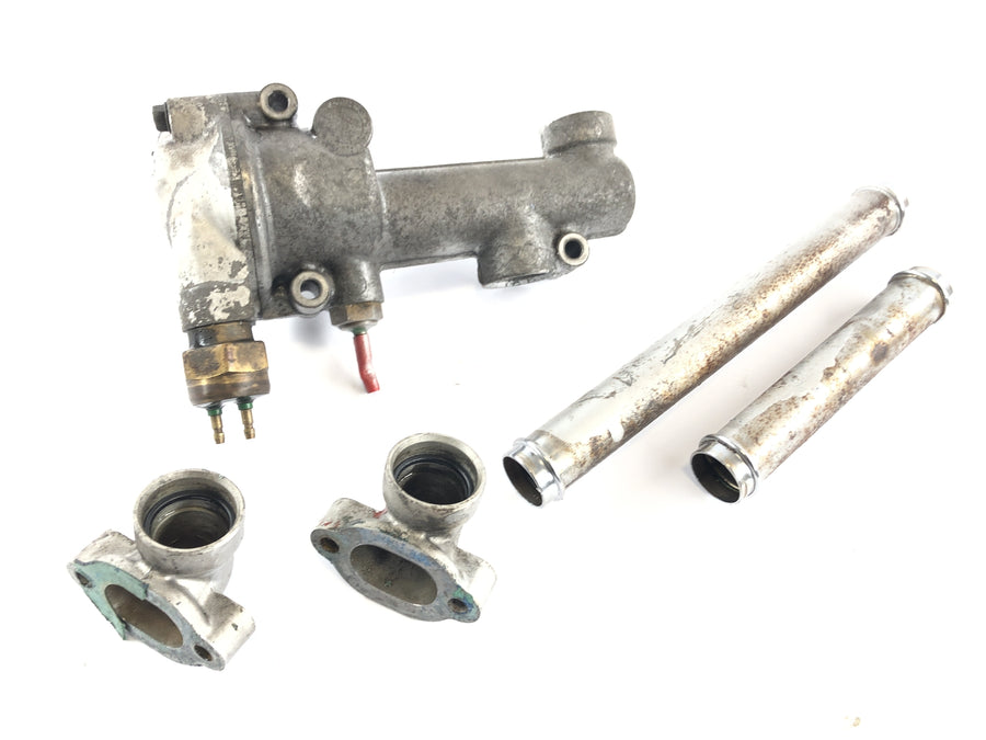 Honda Goldwing GL 1100 SC02 [1980] - Alcanzos de termostato con líneas de refrigerante