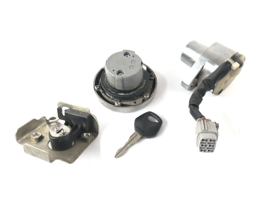 Suzuki VZ 1500 WVCU [2011] - Kit cerradura cerradura encendido sistema bloqueo tapa depósito