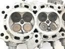 Honda CBR 1000 RR SC57 [2006] - canales de válvulas del asiento de válvulas del tren de válvulas de la culata-3