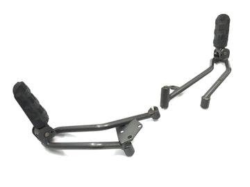 Husqvarna TE 610 E Dual H7 [1999] - Soporte reposapiés del acompañante izquierdo y derecho