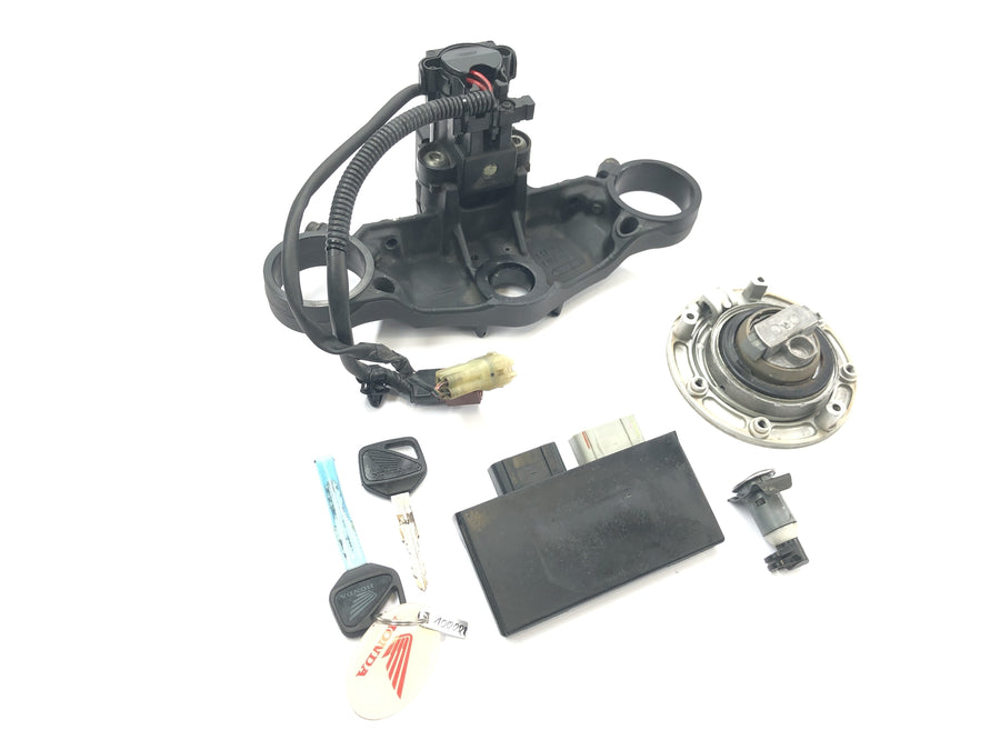 Honda CBR 1000 RR SC57 [2006] - Conjunto cerradura cerradura encendido tapa depósito llave cerradura dirección CDI