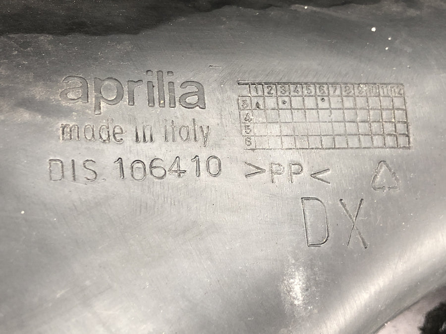 Aprilia RSV 1000 R [2004] - Carenado lateral carenado parte derecha