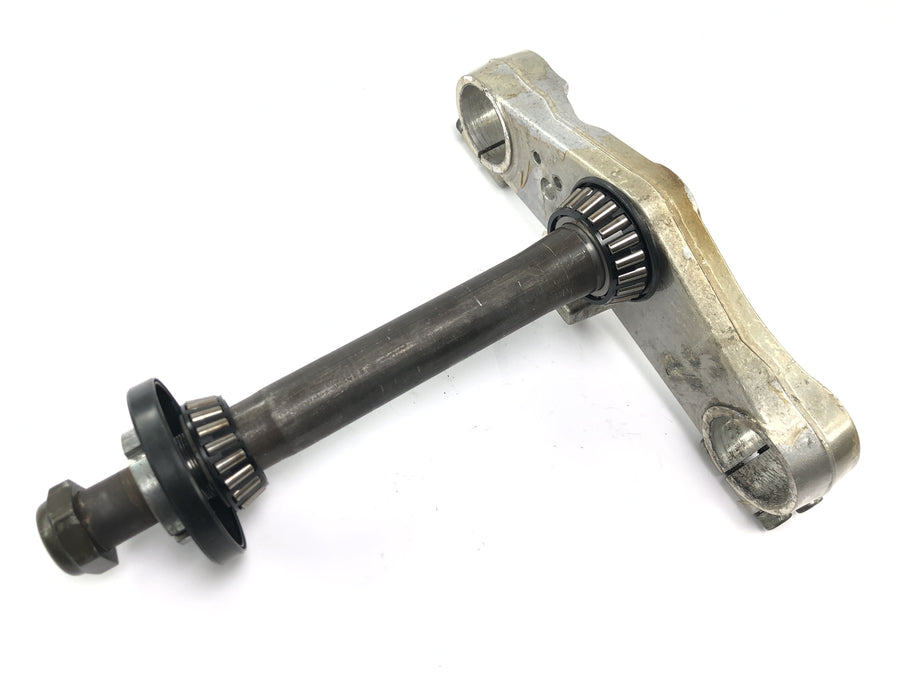 Suzuki GSX R 1100 GU74C [1987] - Puente inferior de horquilla, puente inferior de dirección, tubo de dirección