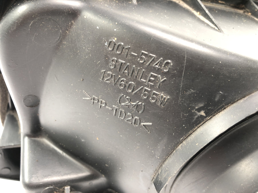 Kawasaki GPZ 1100 ZXT10E [1997] - Luz delantera de los faros