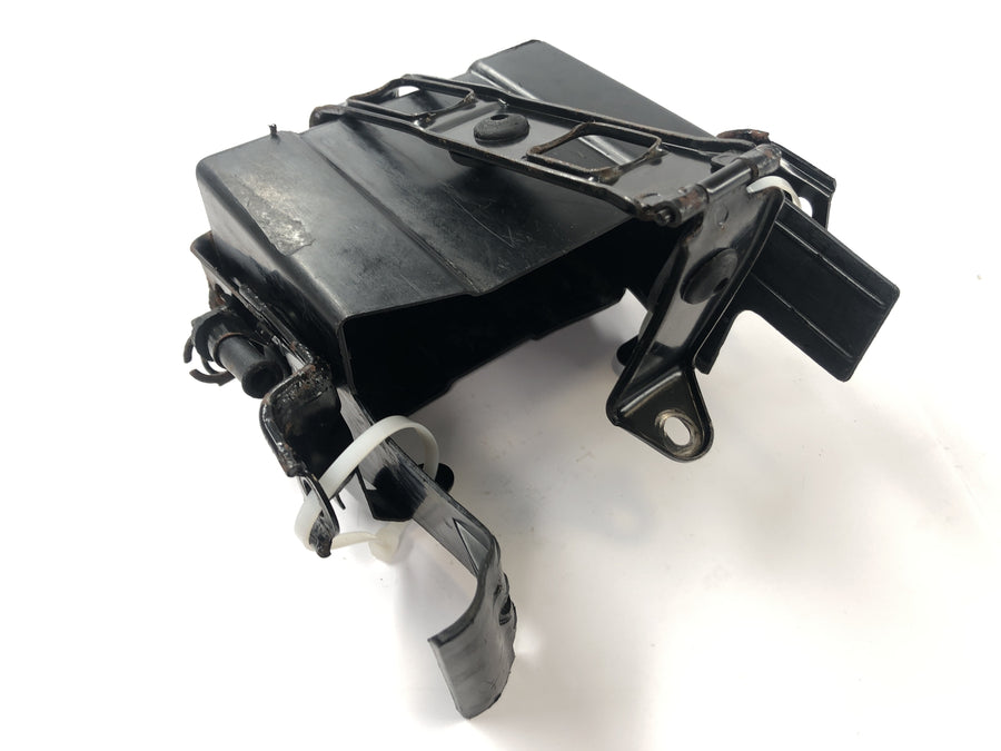 Honda XBR 500 PC15 [1989] - Soporte de la batería del soporte de la caja de la batería Absorción de batería