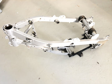 BMW F 650 GS R13 [2002] - Marco con papeles