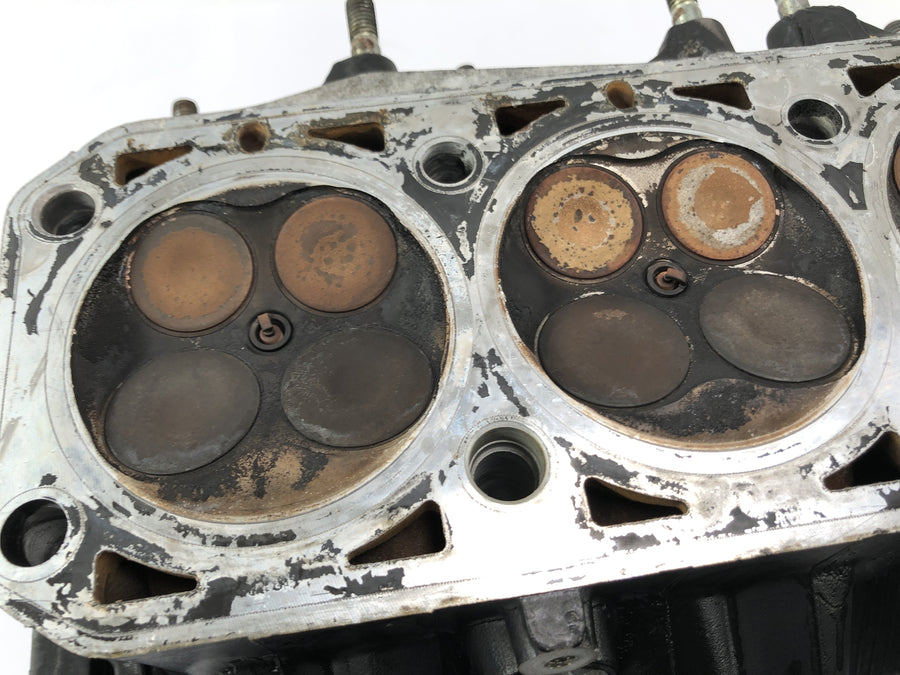 Kawasaki ZX -10 ZXT00B [1990] - Cilindro Head Valve Head Motor Head
