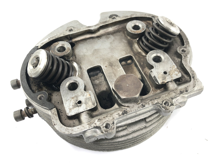 Moto Guzzi V7 Special [1971] - Culata culata válvula izquierda culata motor