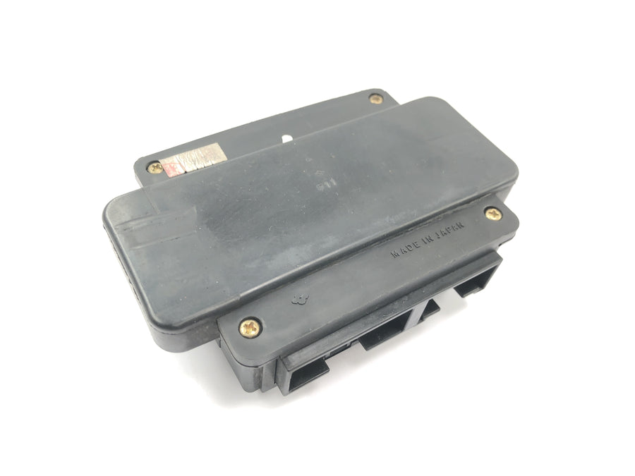 Kawasaki VN 800 VN800A [1996] - Caja de conexiones de caja de fusibles