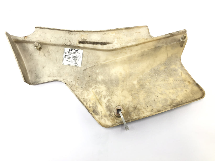 Honda XL 250 R MD03 [1993] - Panel lateral cubierta lateral derecha