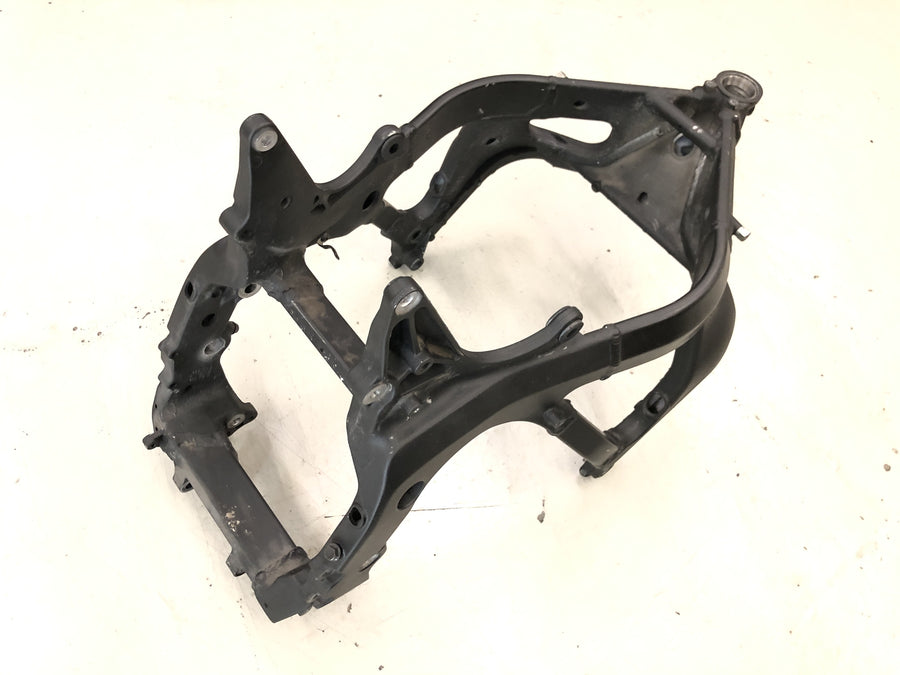 Honda CBR 600 RR PC37 [2004] - Chasis con papeles marco principal