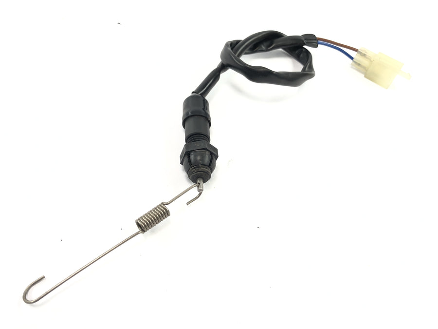 Kawasaki Ninja 125 BX125B [2024] - Interruptor de luz de freno en la parte posterior