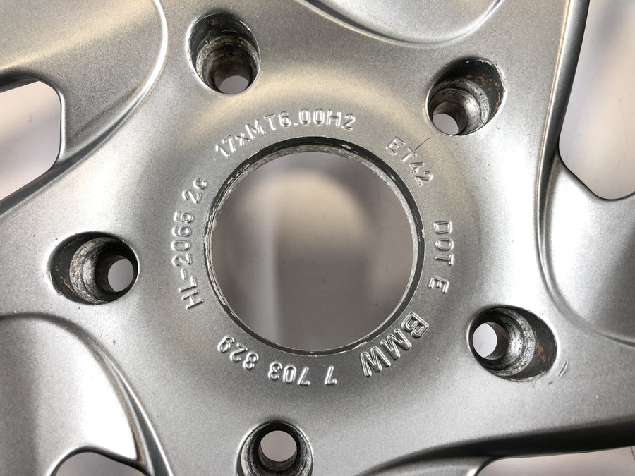 BMW K 1300 S K12S [2010] - Rimado de la rueda trasera detrás de 190 55 ZR17 DOT1223