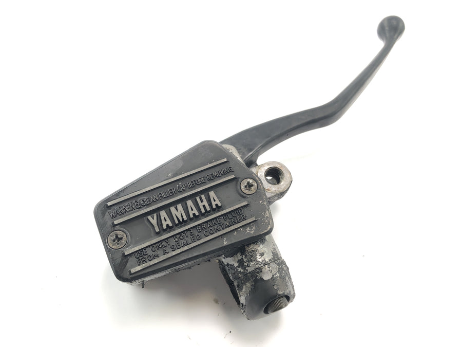 Yamaha FJ 1100 47E [1985] - Palanca de freno de bomba de mano en el freno del freno delantero Cilíndrico de mano