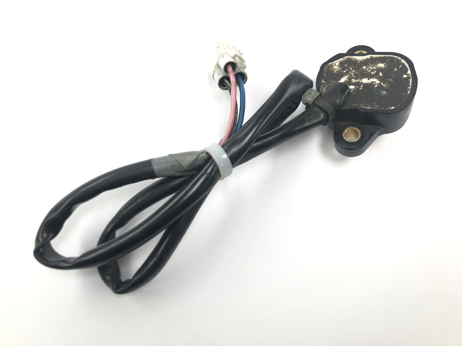 Suzuki GSF 1250 SA Bandit WVCH [2007] - Interruptor de punto muerto del sensor de marcha