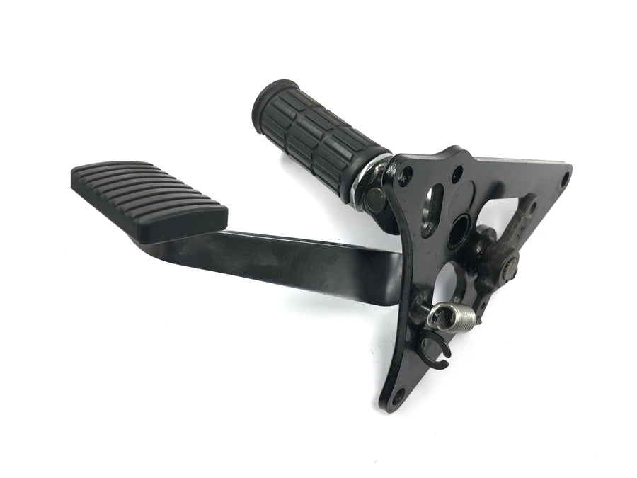 Kawasaki VN 1500 Mean Streak VN50T [2005] - Reposapiés conductor reposapiés derecho con pedal de freno
