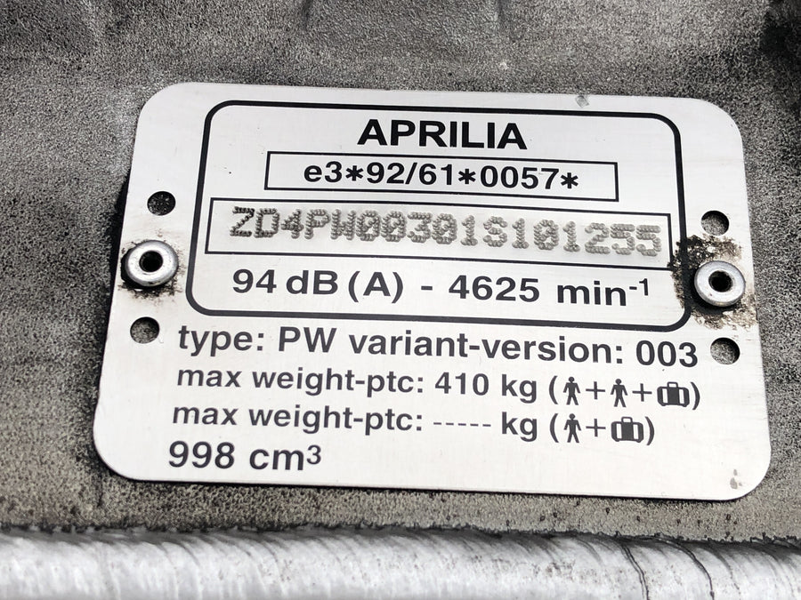 Aprilia RST 1000 Futura [2002] - Marco con documentos