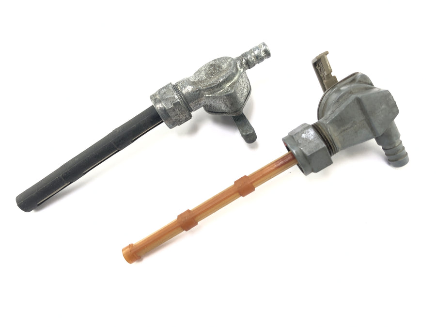 Ducati SL 600 PANTAH [1982] - Set de grifos de gasolina