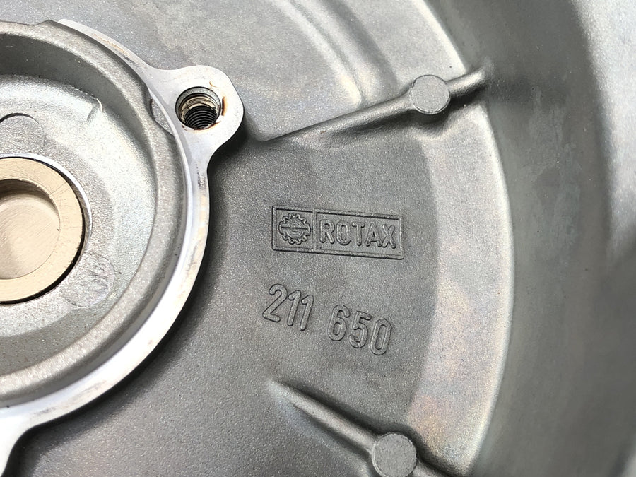 Aprilia Mille RSV 1000 ME [1999] - Tapa alternador tapa motor tapa Lima