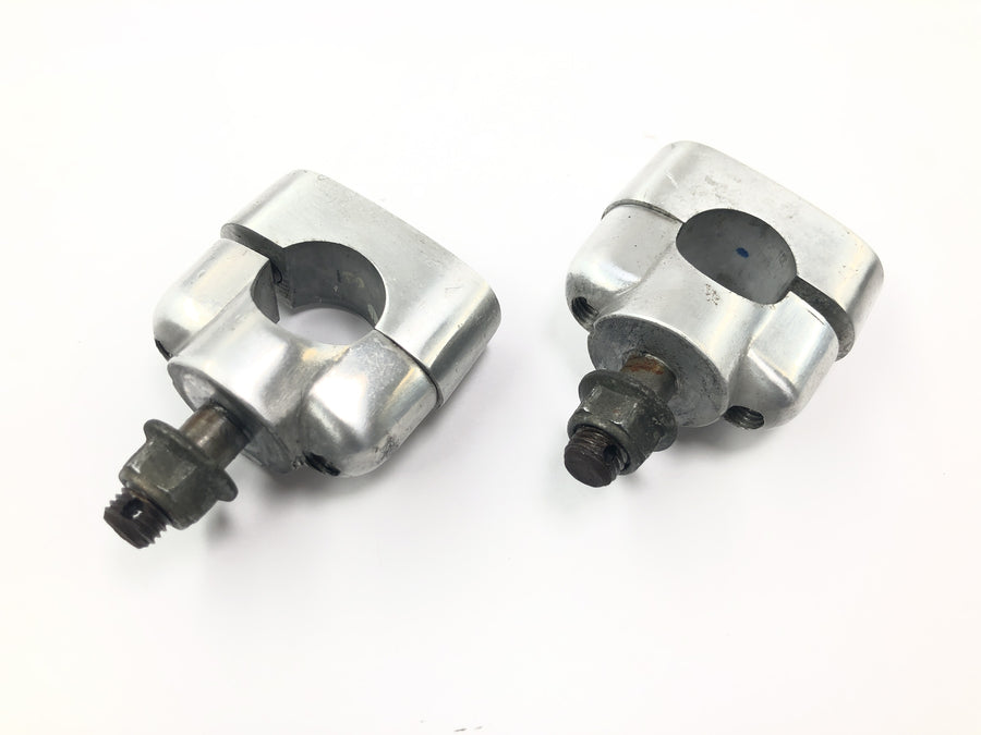 Yamaha XJR 1300 RP02 [1999] - Par de abrazaderas para soportes de manillar para manillares de 22 mm