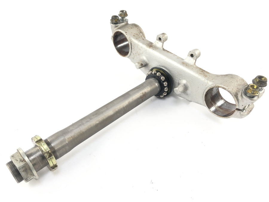 Honda NX 650 RD02 [1989] - Puente de la bifurcación debajo