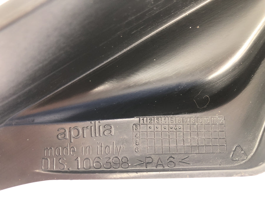 Aprilia RSV 1000 R [2004] - Protector de cadena cubrecadena protector rueda trasera plastico