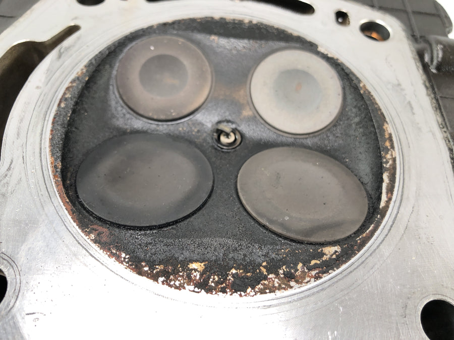 Moto Guzzi Stelvio 1200 4V [2009] - Cylinder Head a la derecha