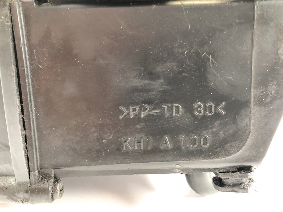 Kawasaki GPZ 1100 ZXT10E [1997] - Caja de admisión de caja de aire de la caja de filtro de aire