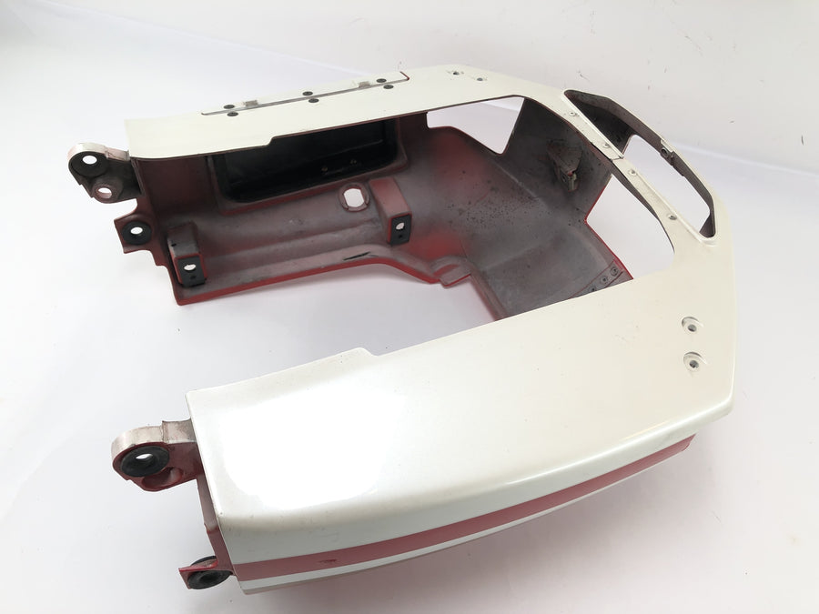 Kawasaki ZX -10 ZXT00B [1990] - Parte de revestimiento de revestimiento trasero