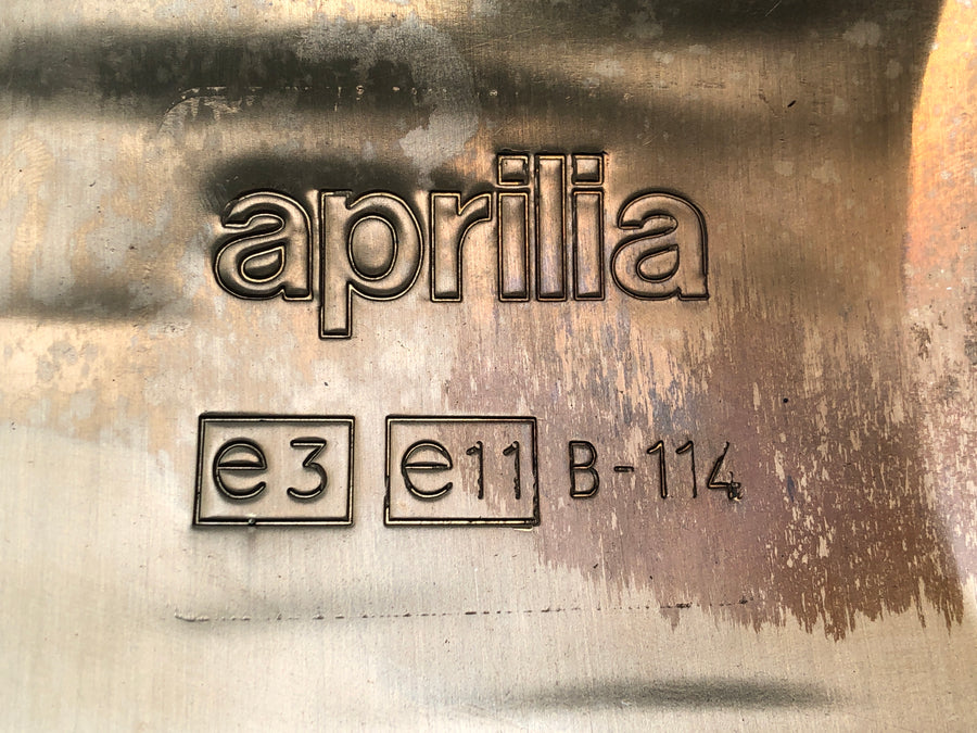 Aprilia RSV 1000 RP Mille [2001] - Silenciador de escape silenciador trasero