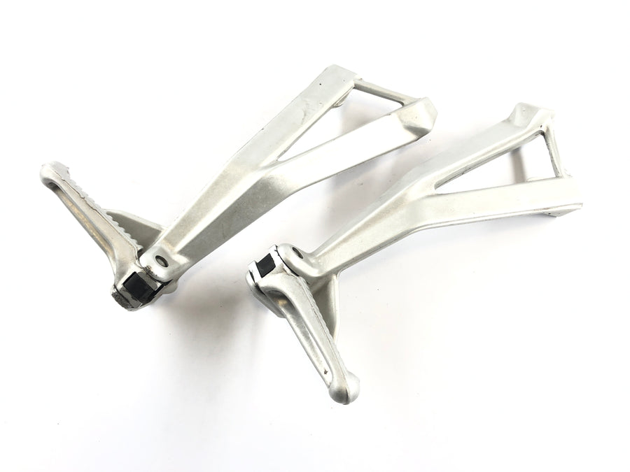 Ducati 1098 S H7 [2009] - Fútbolos pediátricos a la izquierda y derecha con el soporte