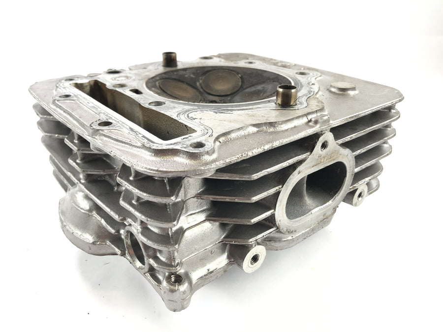 Honda SLR 650 RD09 [1997] - Válvula del motor del motor de la cabeza del cabezal del cilindro