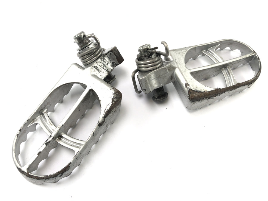 SWM SM 125 R [2018] - Footrests Pedale Pedale Footrests a la derecha e izquierda