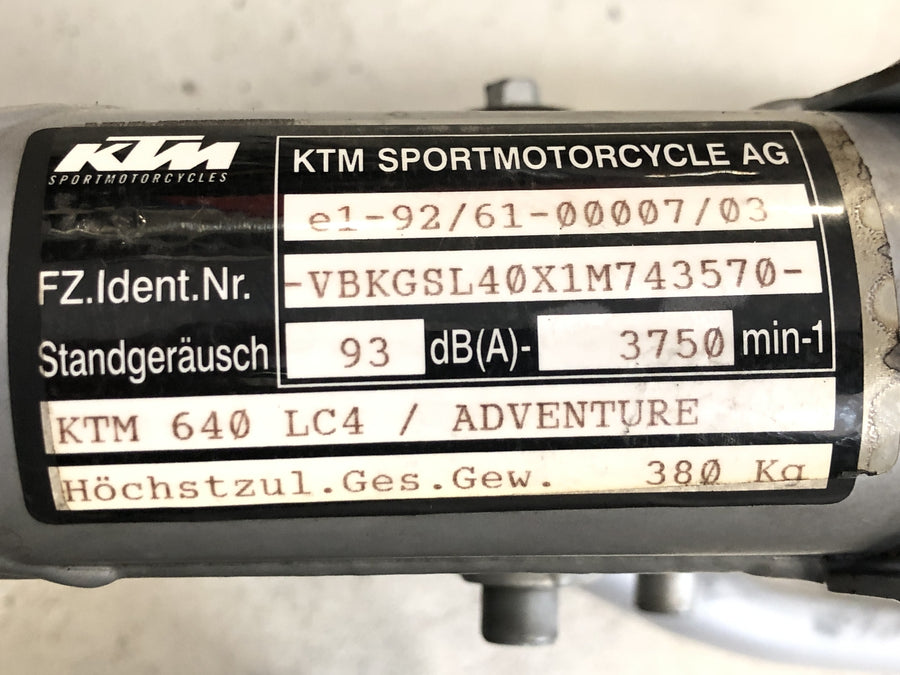 KTM 640 Adventure LC4 [2001] - chasis con papeles