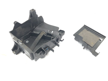 Yamaha XVS 650 Drag Star VM03 [2001] - Caja de propietario de la batería Battery Caja - 0