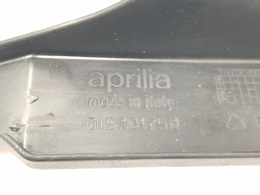 Aprilia Mille RSV 1000 ME [1999] - Cubrecadena trasero de plastico