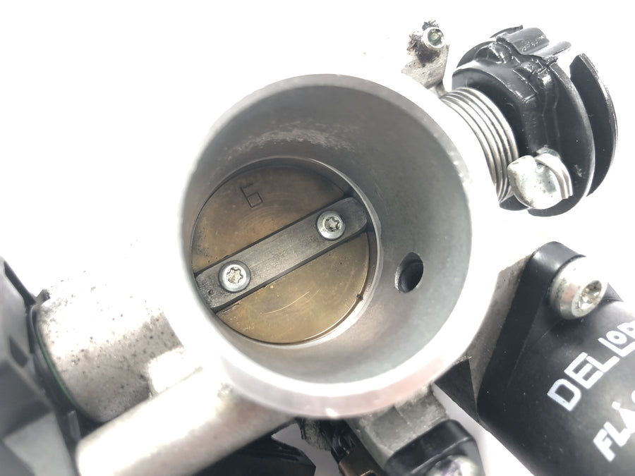 KTM RC 125 [2016] - Sistema inyección mariposa con sensores