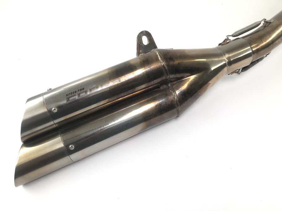 Yamaha YZF R1 RN01 [1998] - Sistema de escape del absorción de sonido del silenciador final de escape Cobra con número E